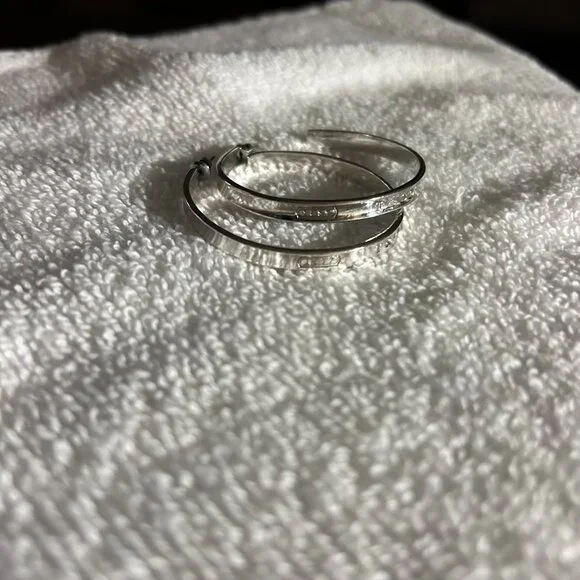 Tiffany 1837® hoop earrings in silver - Picture 4 of 9